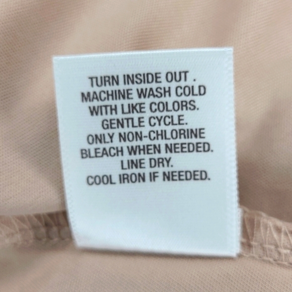 Elegant Black and Nude Striped Dress - Picture 7 of 7